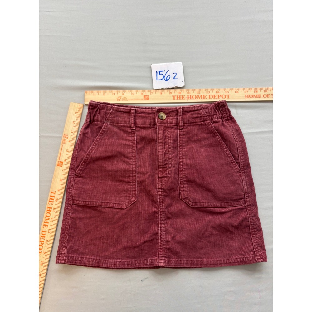 American Eagle Corduroy Mini Skirt Burgundy Maroon Super Stretch Size 4